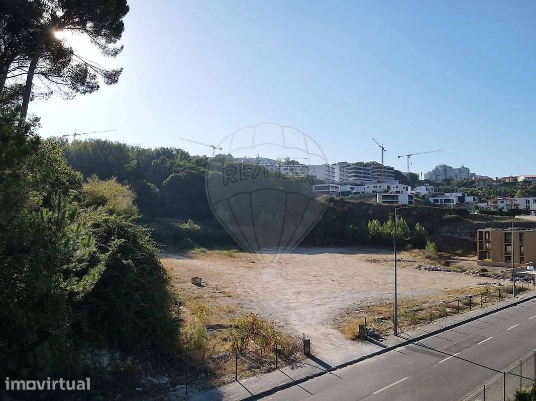 Terreno  para arrendamento - Grande imagem: 3/6