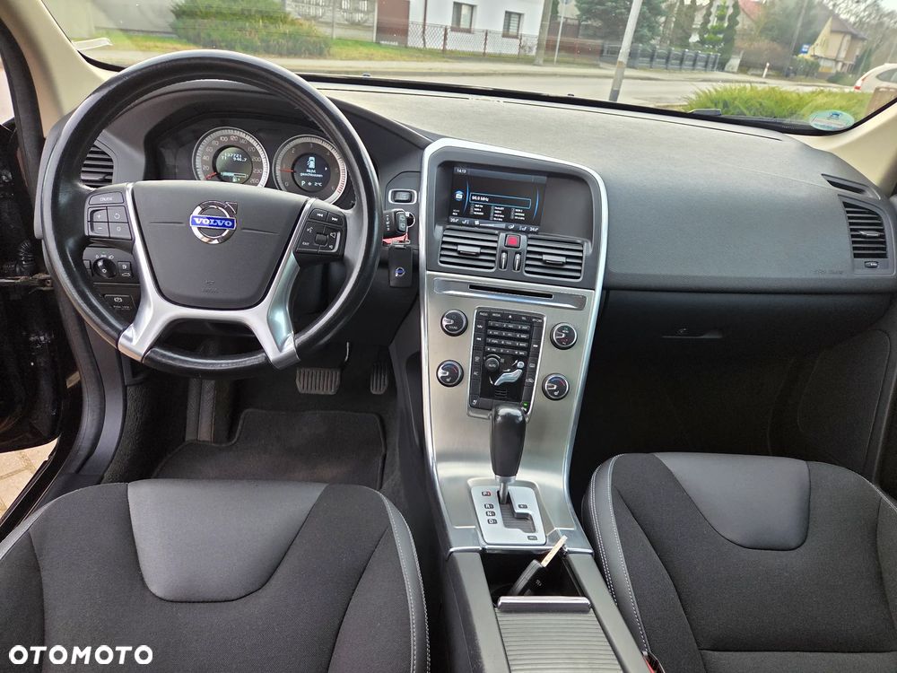Volvo XC 60 D3 Summum - 11