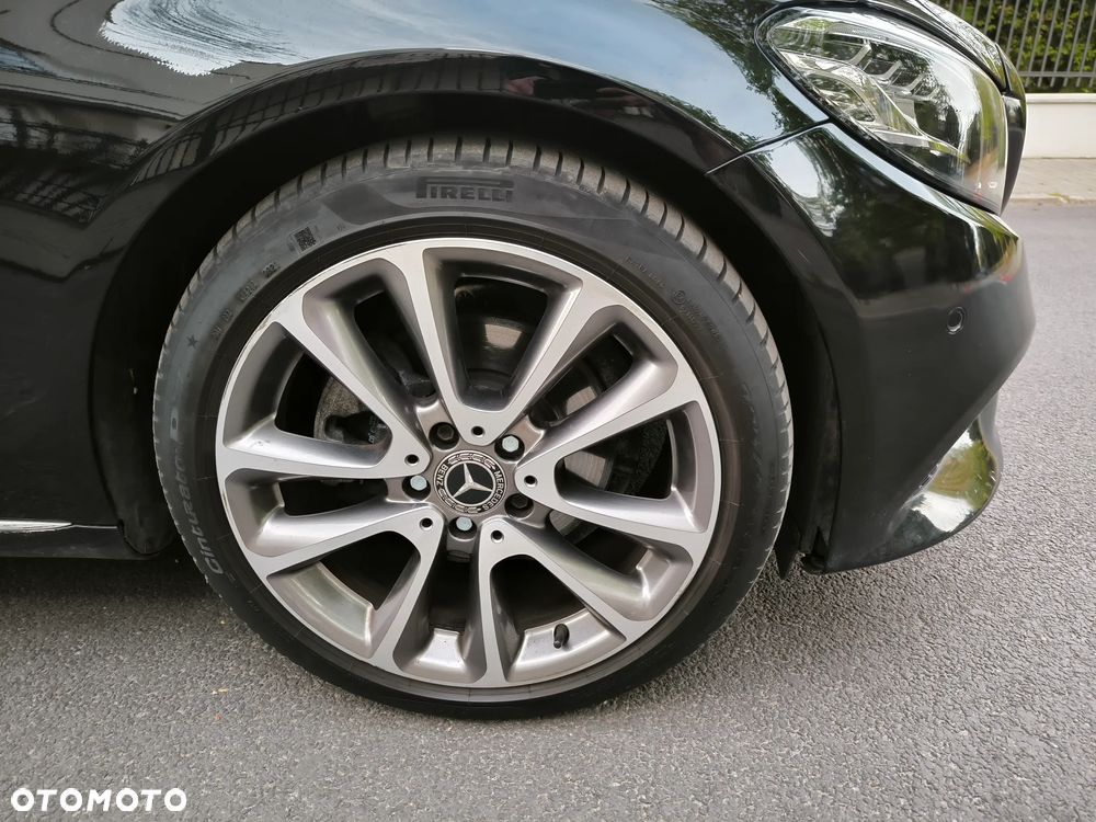 Mercedes-Benz Klasa C 200 d 9G-TRONIC - 33