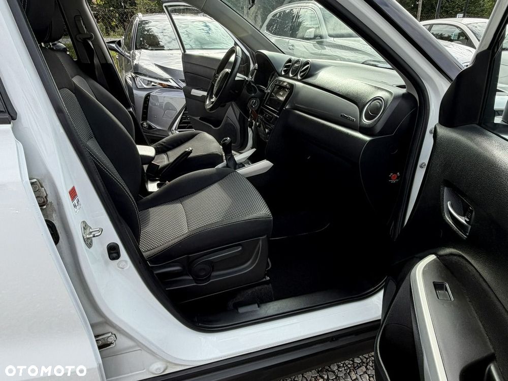 Suzuki Vitara 1.6 Premium 4WD - 15