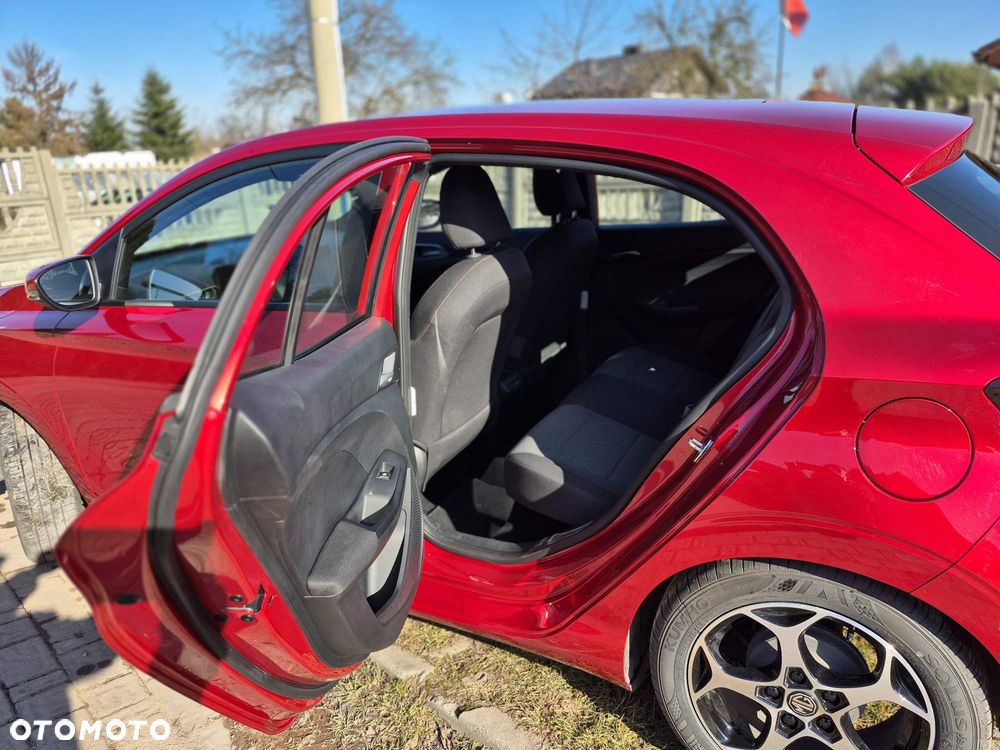 MG MG3 1.5 Excite - 10