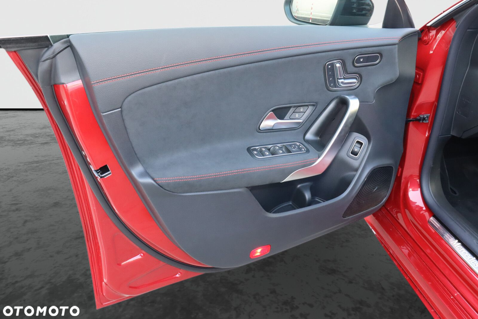 Mercedes-Benz CLA 200 AMG Line 7G-DCT - 7