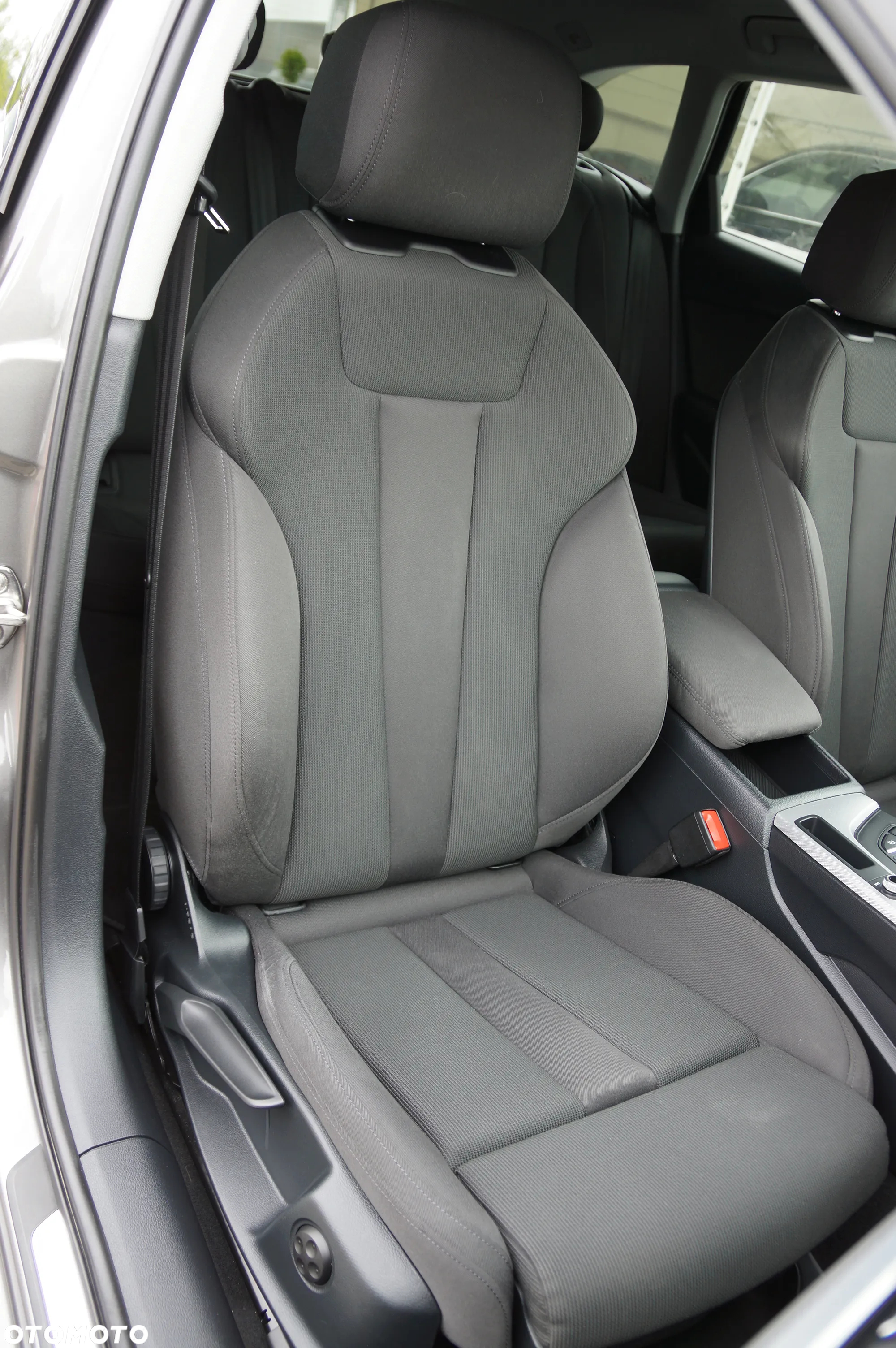 Audi A4 Allroad 2.0 TDI Quattro S tronic - 32