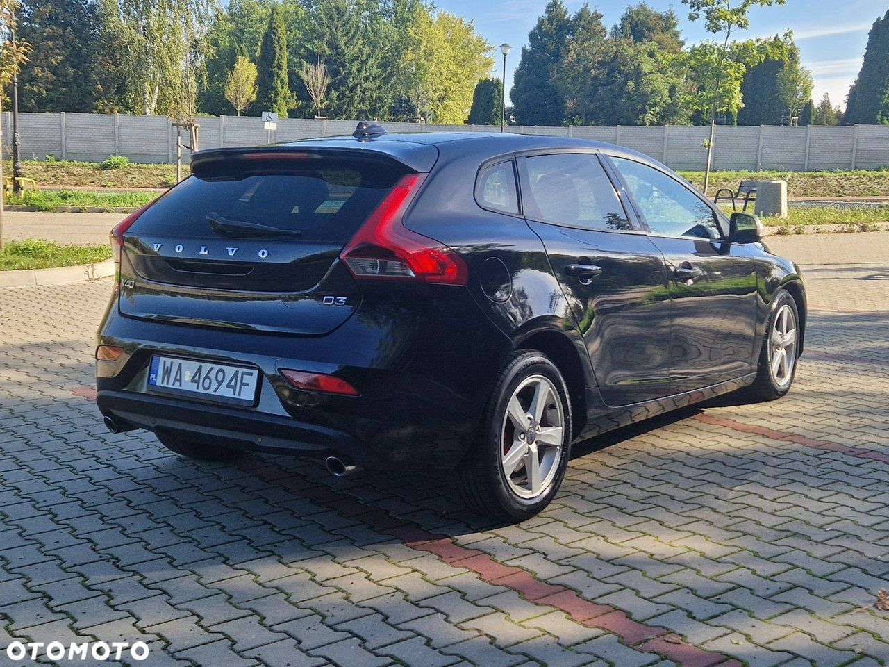 Volvo V40 D3 Kinetic - 28