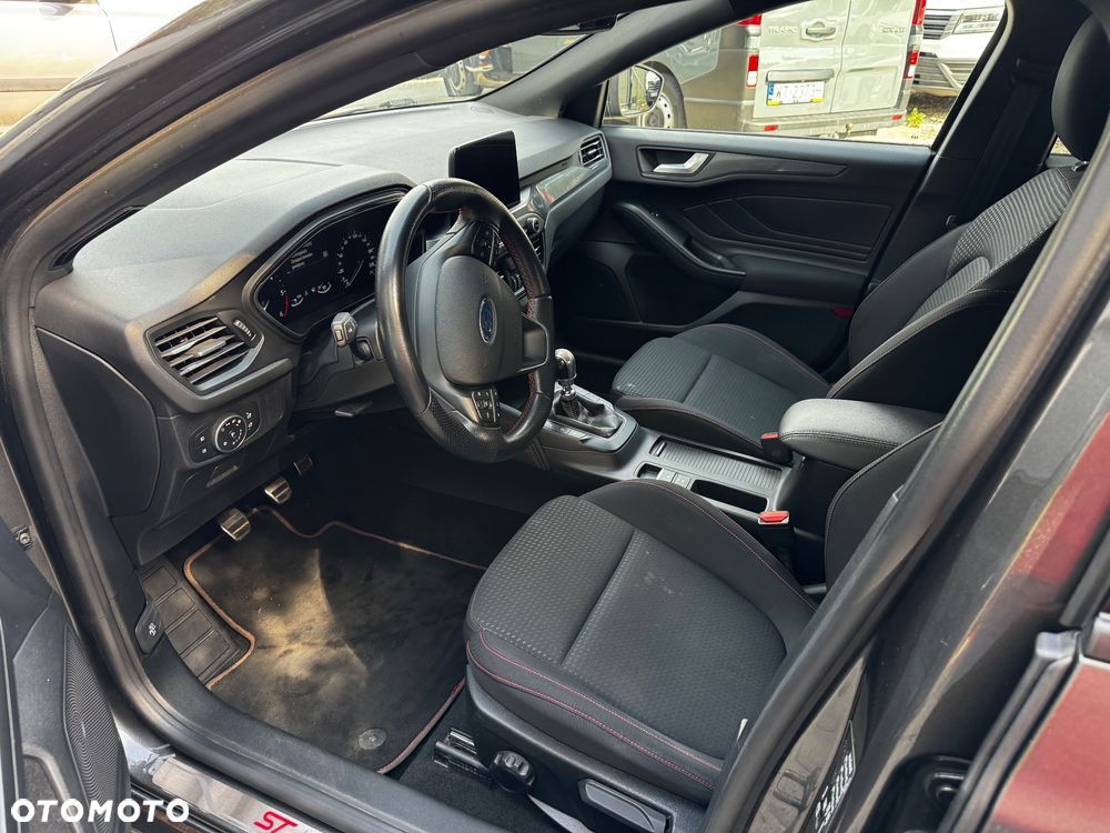 Ford Focus 1.5 TDCi ST-Line Black ASS - 16