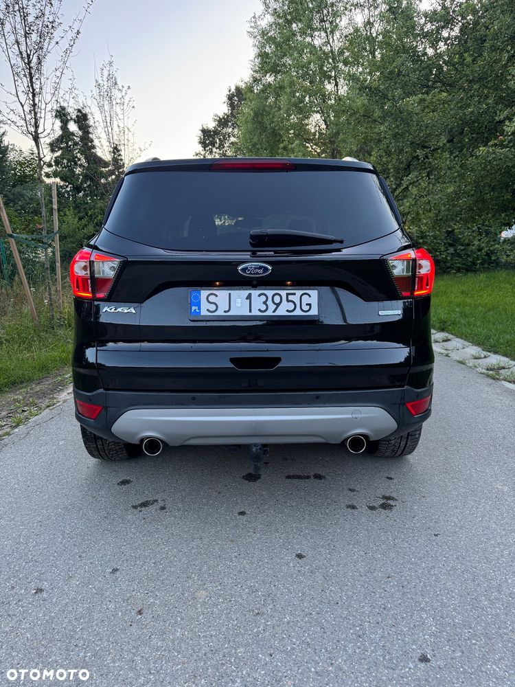 Ford Kuga 1.5 EcoBoost 2x4 Titanium - 10