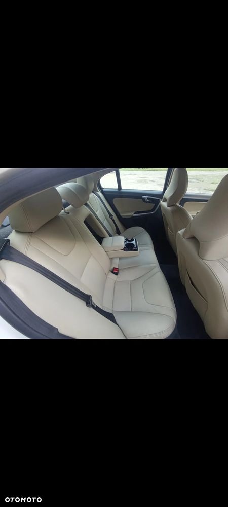 Volvo S60 - 8