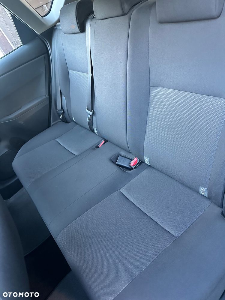 Toyota Auris 1.33 VVT-i Active - 12