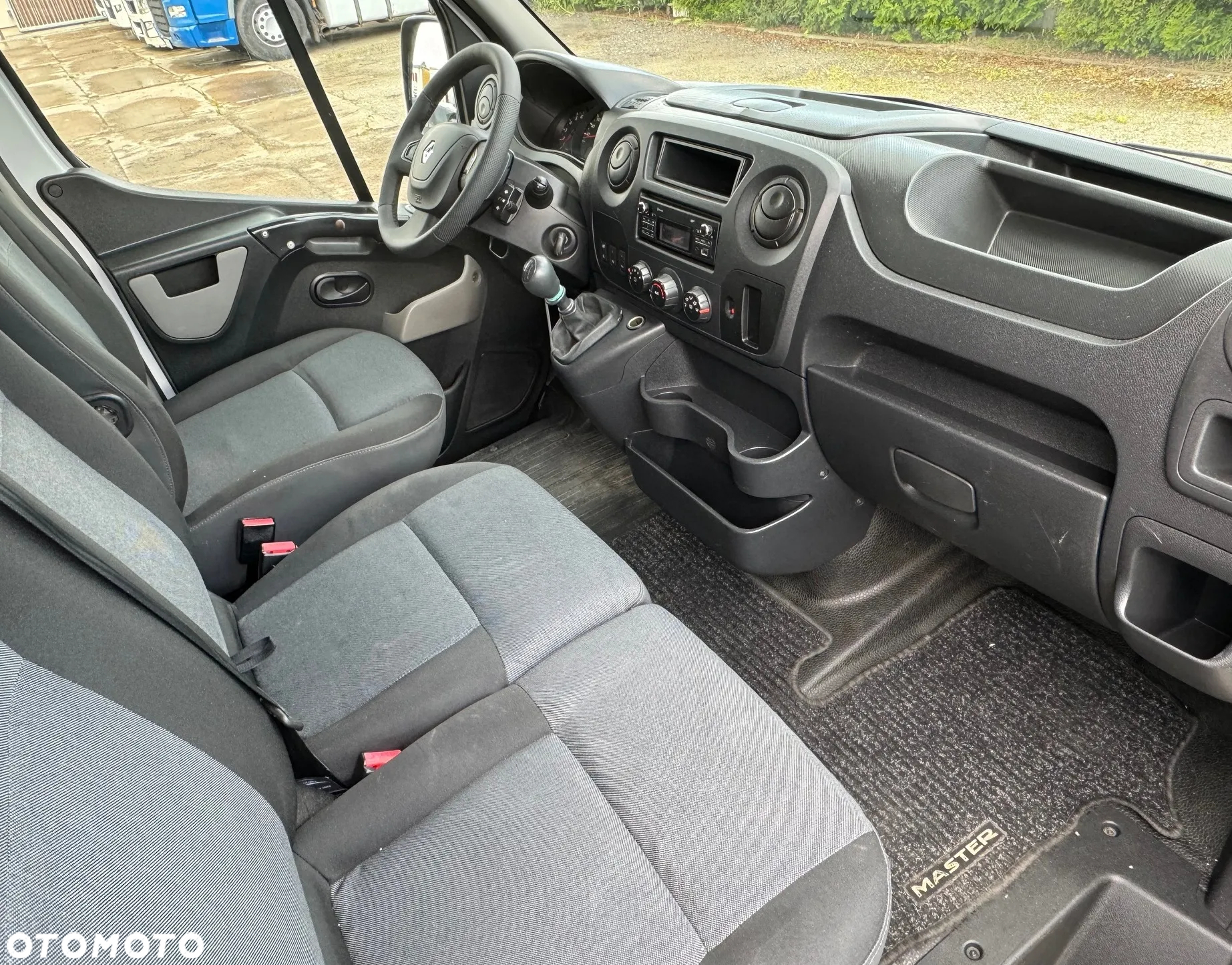 Renault MASTER 135 L3H3 Długi Wysoki 3 Osobowy - 7