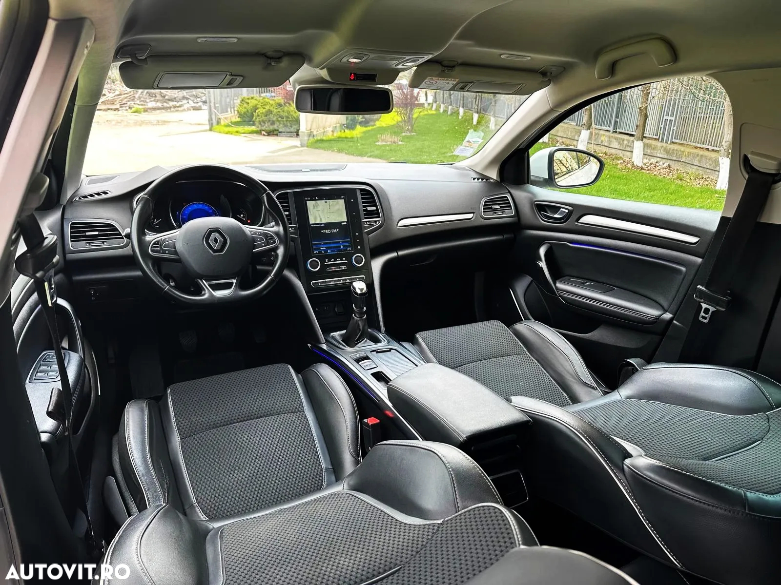 Renault Megane ENERGY dCi 130 BOSE EDITION - 6