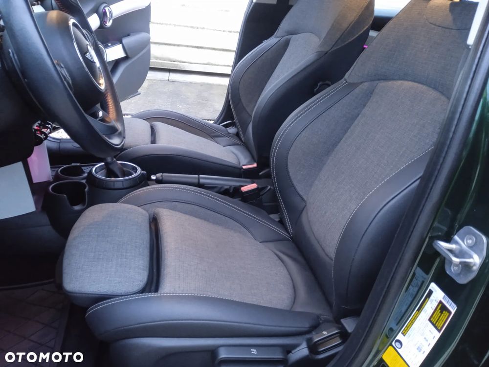 MINI Cooper S Sport-Aut - 8