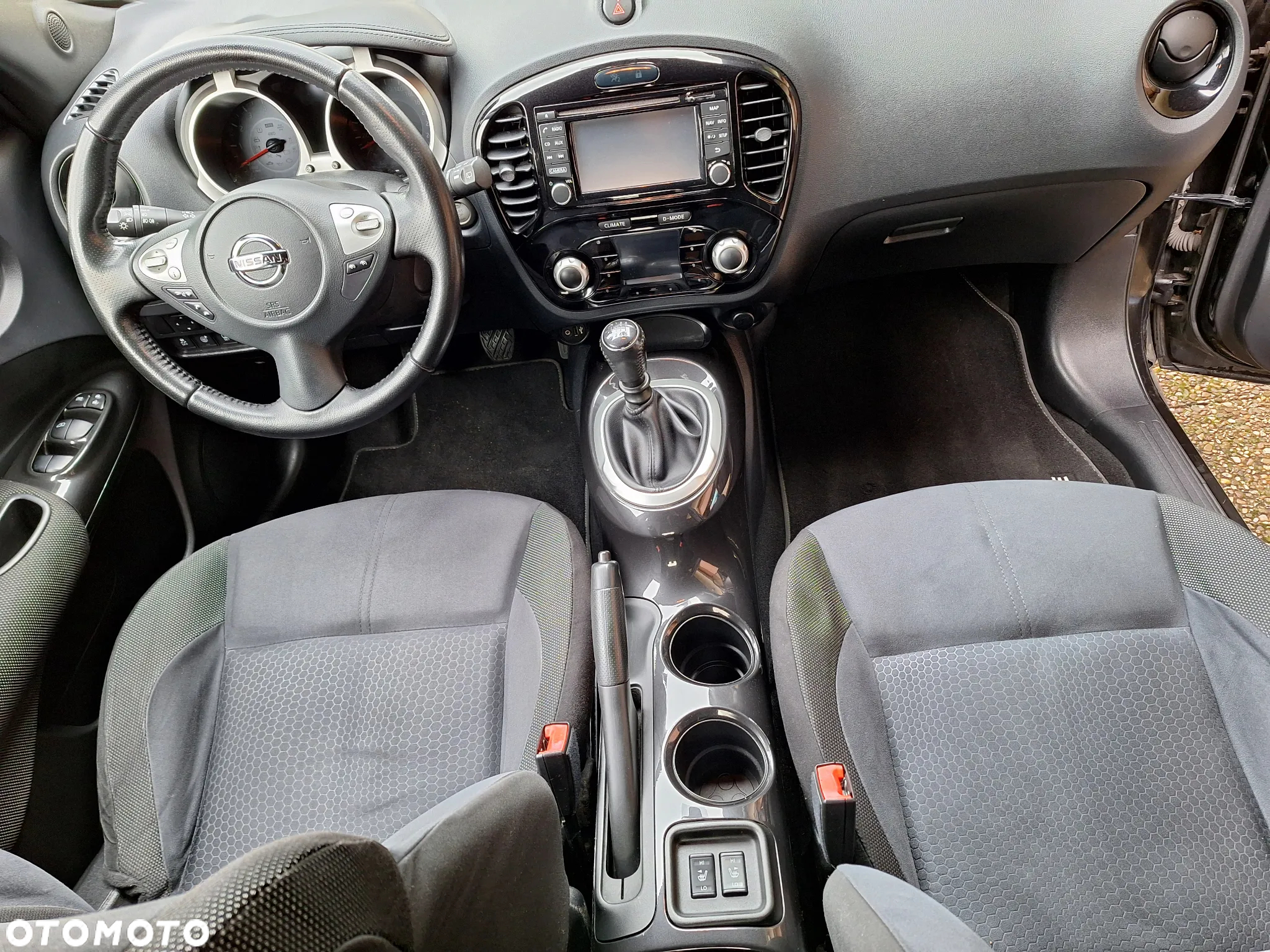 Nissan Juke 1.6 DIG-T N-Connecta - 11