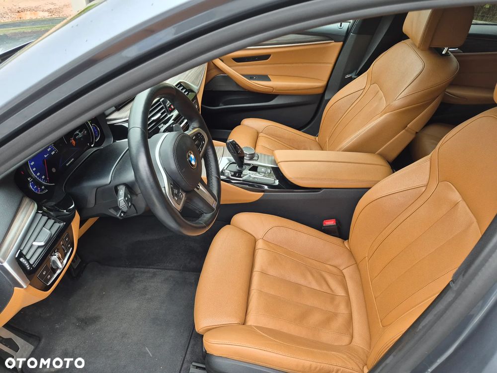 BMW Seria 5 - 10