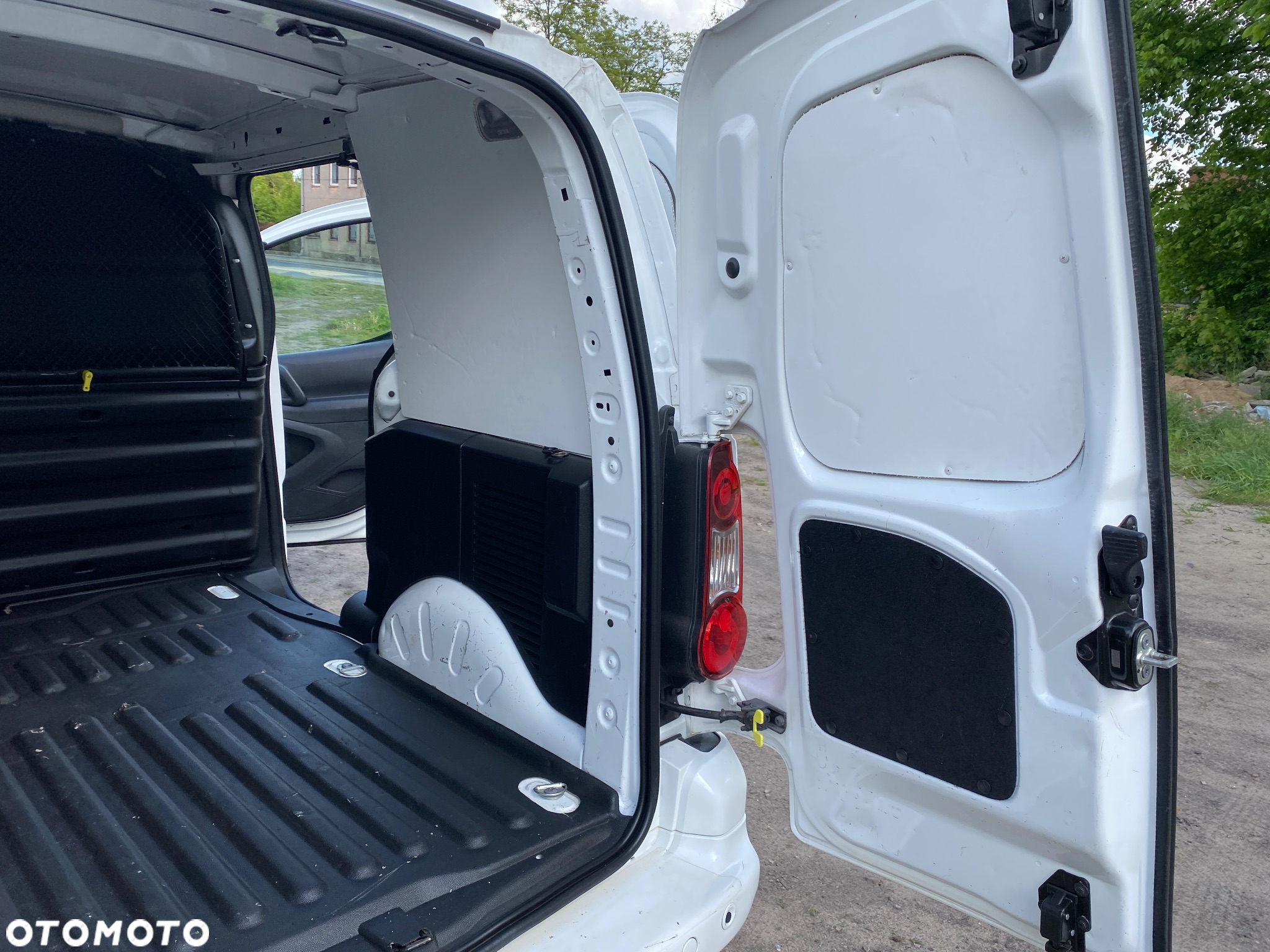 Citroën BERLINGO - 26