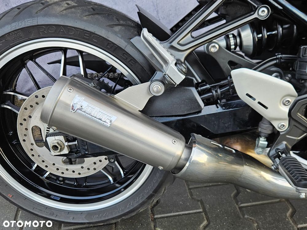 Kawasaki Z 900 RS - 14