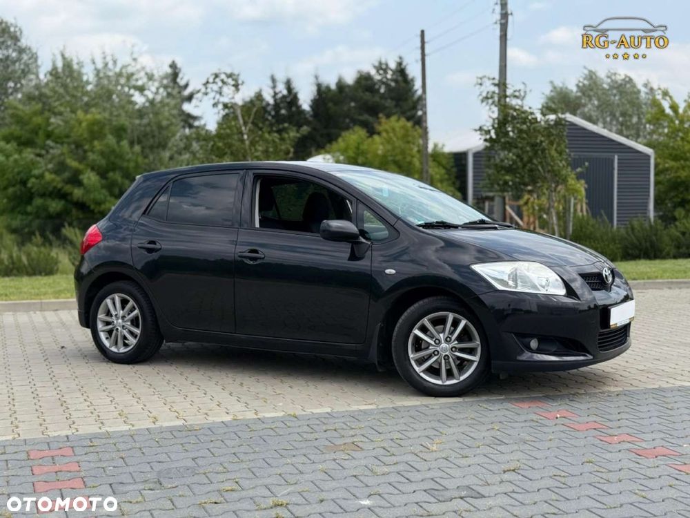 Toyota Auris - 4