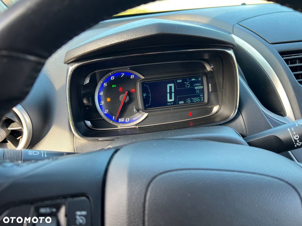 Chevrolet Trax - 31