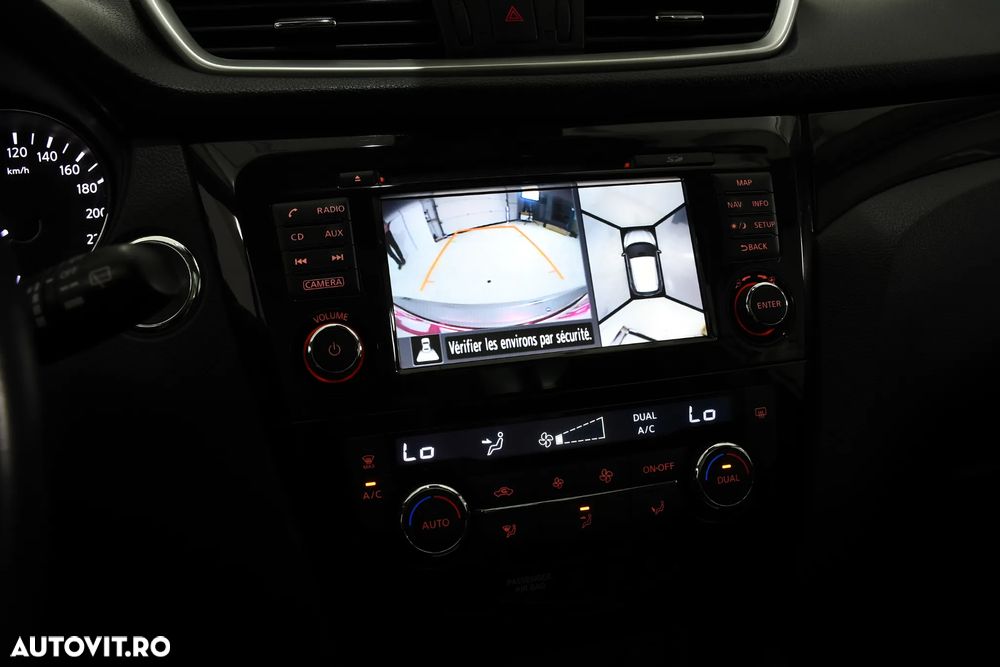 Nissan Qashqai 1.5 DCI N-Connecta - 6