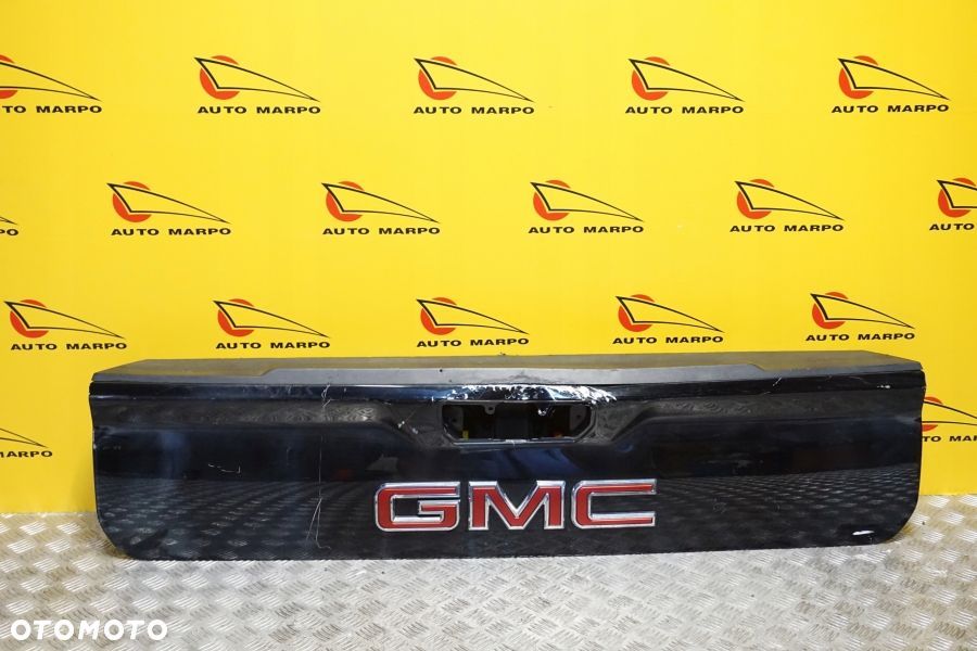 GMC SIERRA 2019 - 2024 Klapa Tylna Bagażnik Burta Tył Górna USA - 2