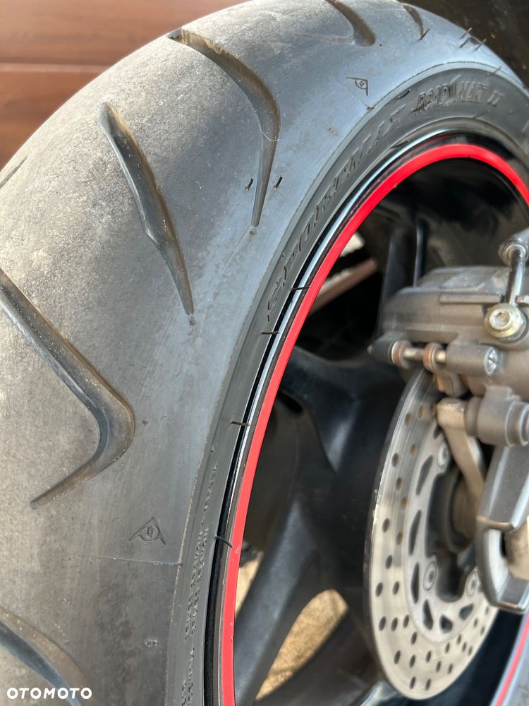 Yamaha FZ - 12