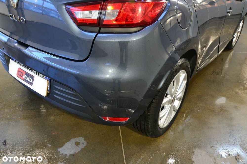 Renault Clio - 10