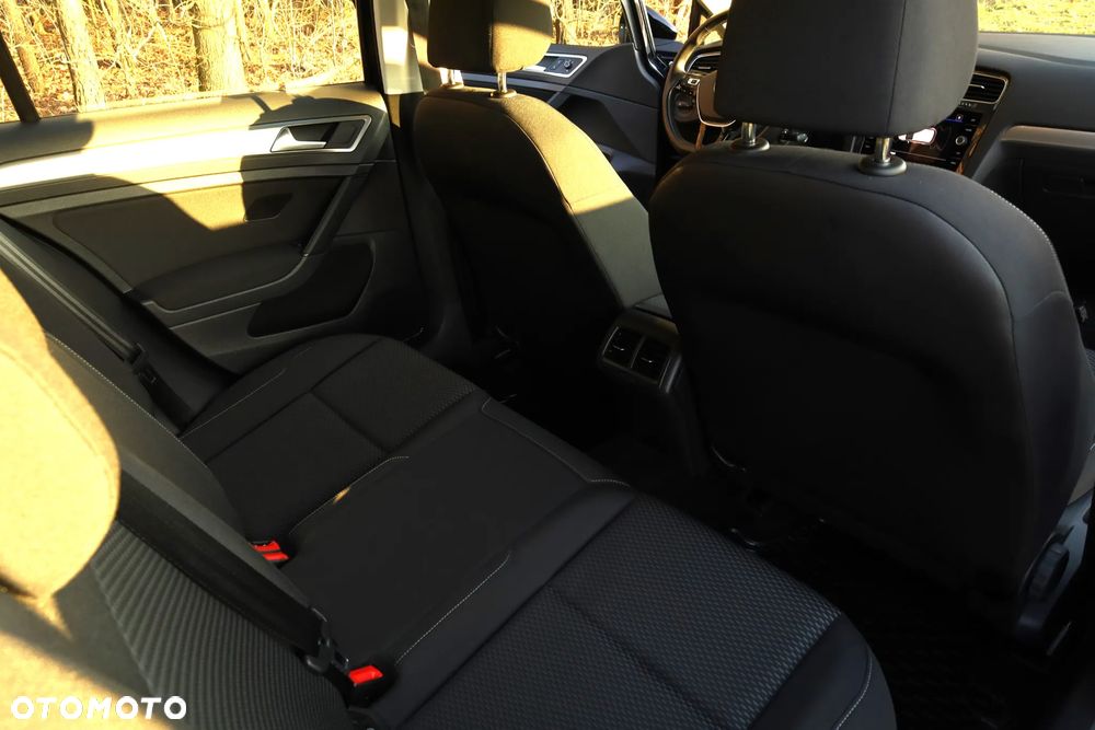 Volkswagen Golf 1.5 TSI BMT Comfortline - 7