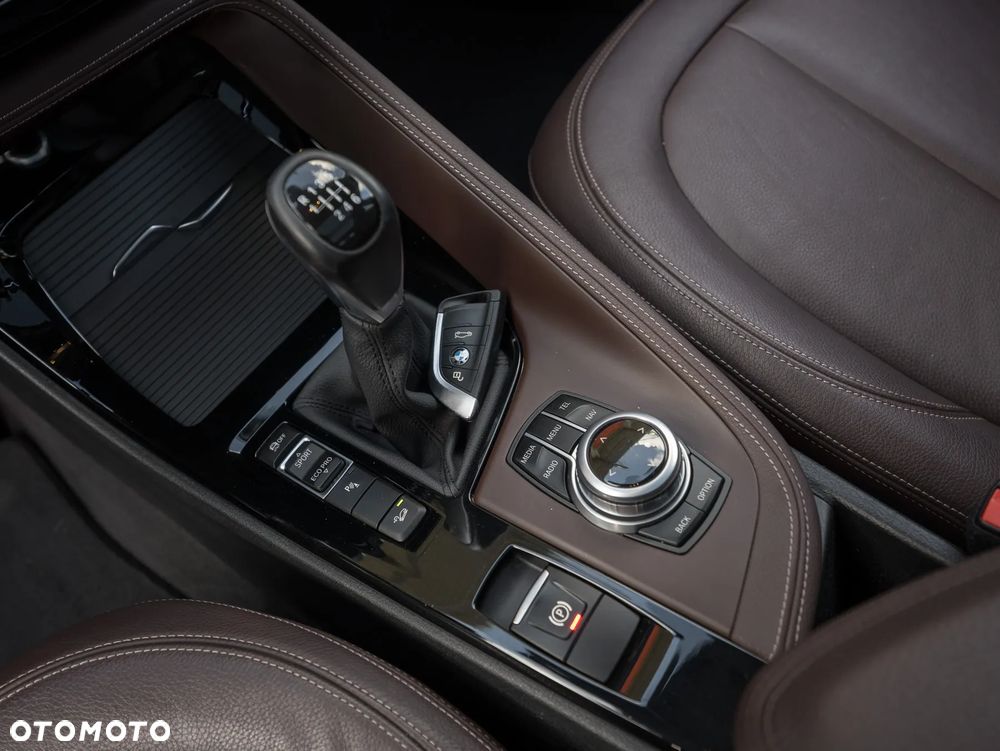 BMW X1 xDrive20d xLine - 35