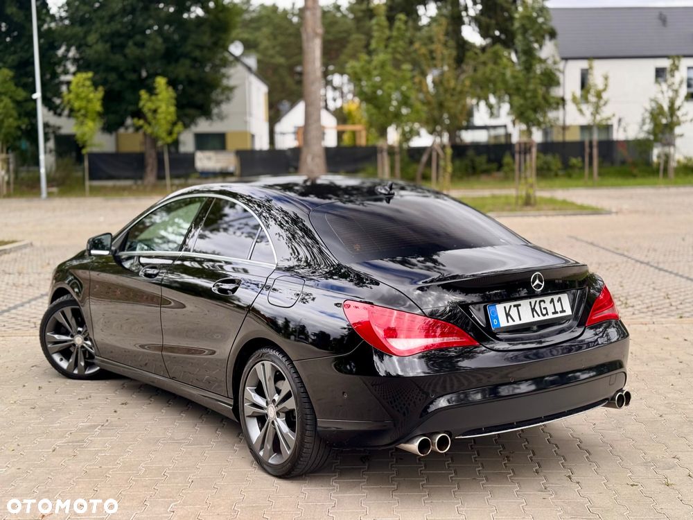 Mercedes-Benz CLA 200 AMG Line - 26
