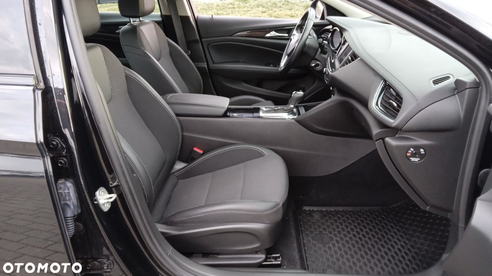 Opel Insignia - 27