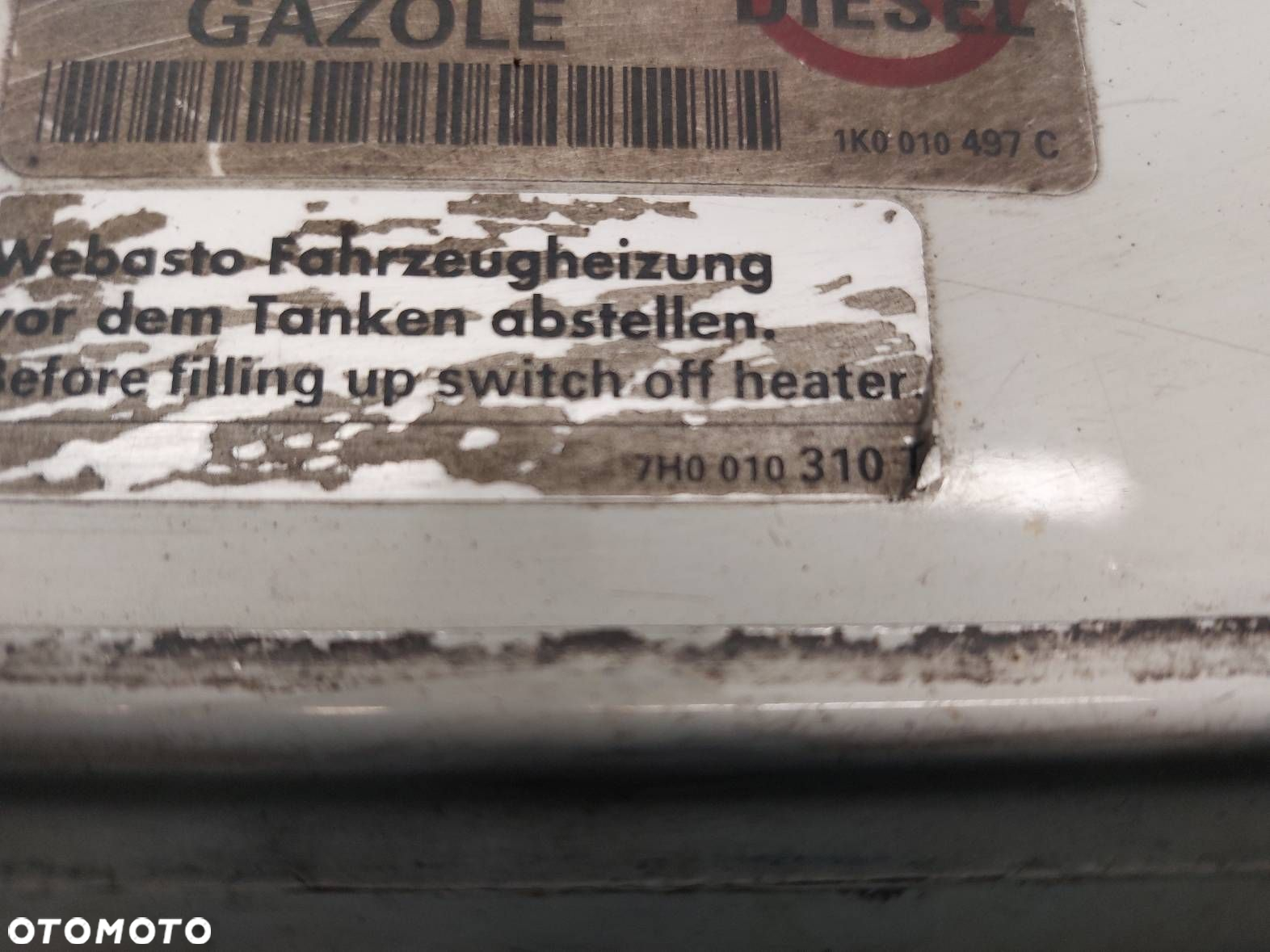 KLAPKA WLEWU PALIWA VOLKSWAGEN TRANSPORTER T5 BIAŁA 7H0010310T - 3