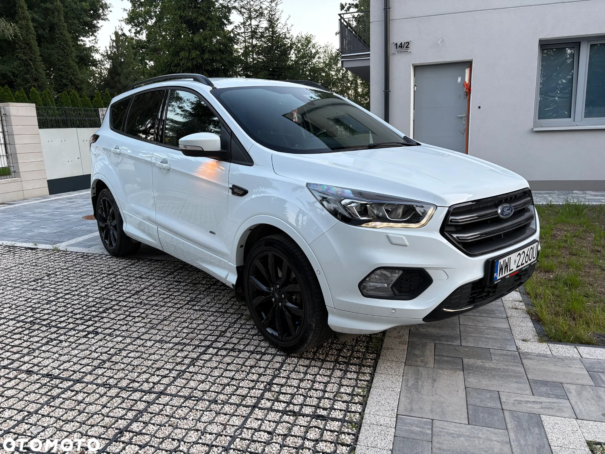 Ford Kuga 2.0 TDCi AWD ST-Line - 2