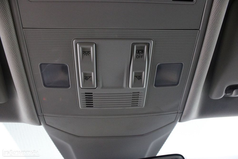 VW T-Cross 1.0 TSI Life - 24