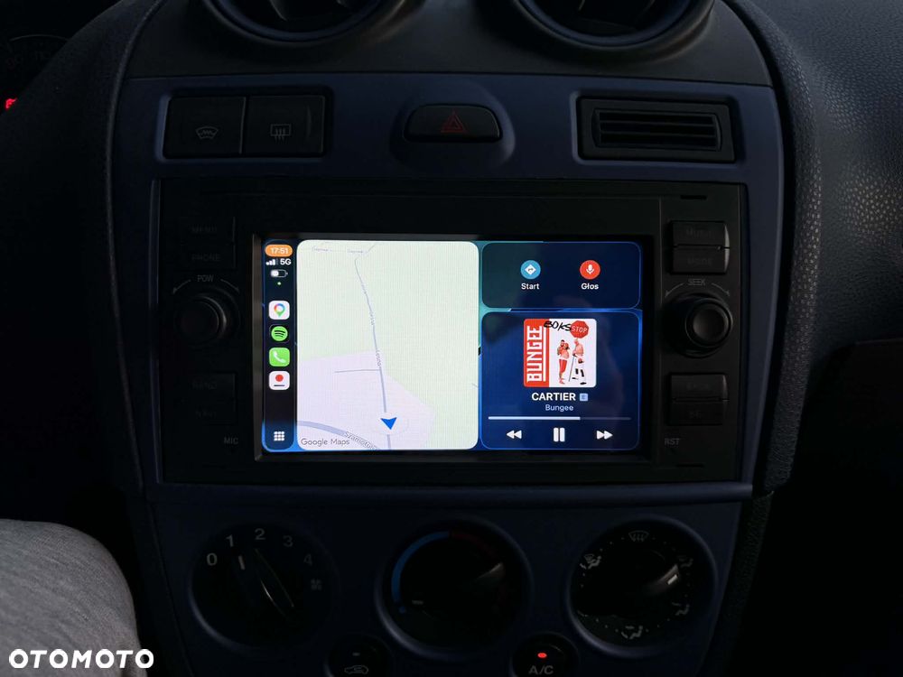 Ford Fiesta 1.4 Ambiente - 12