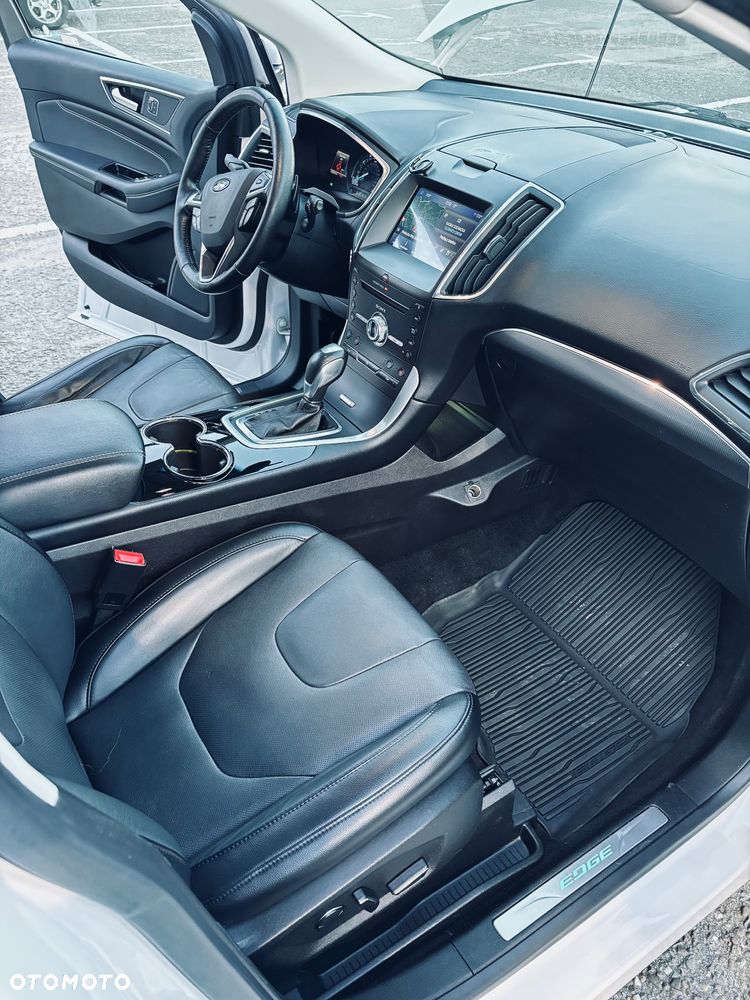 Ford Edge - 11