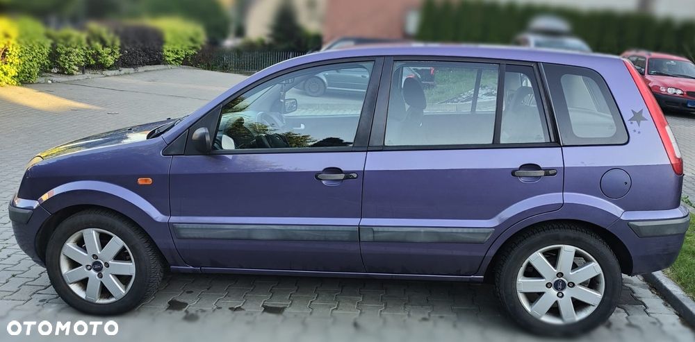 Ford Fusion - 3