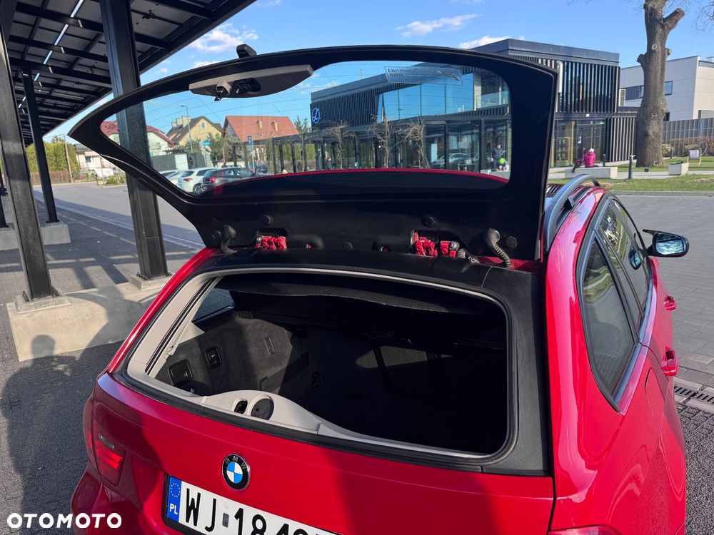 BMW Seria 3 320i Edition Exclusive - 17