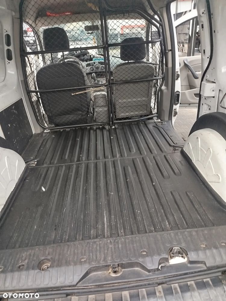 Renault Kangoo - 10