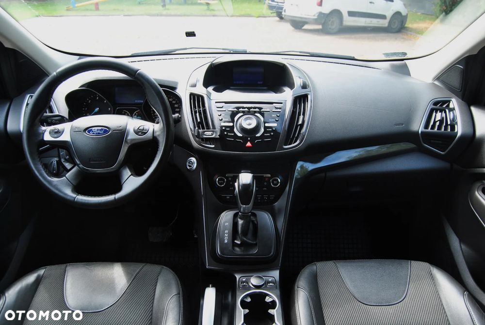Ford Kuga 2.0 TDCi 4x4 Titanium - 9