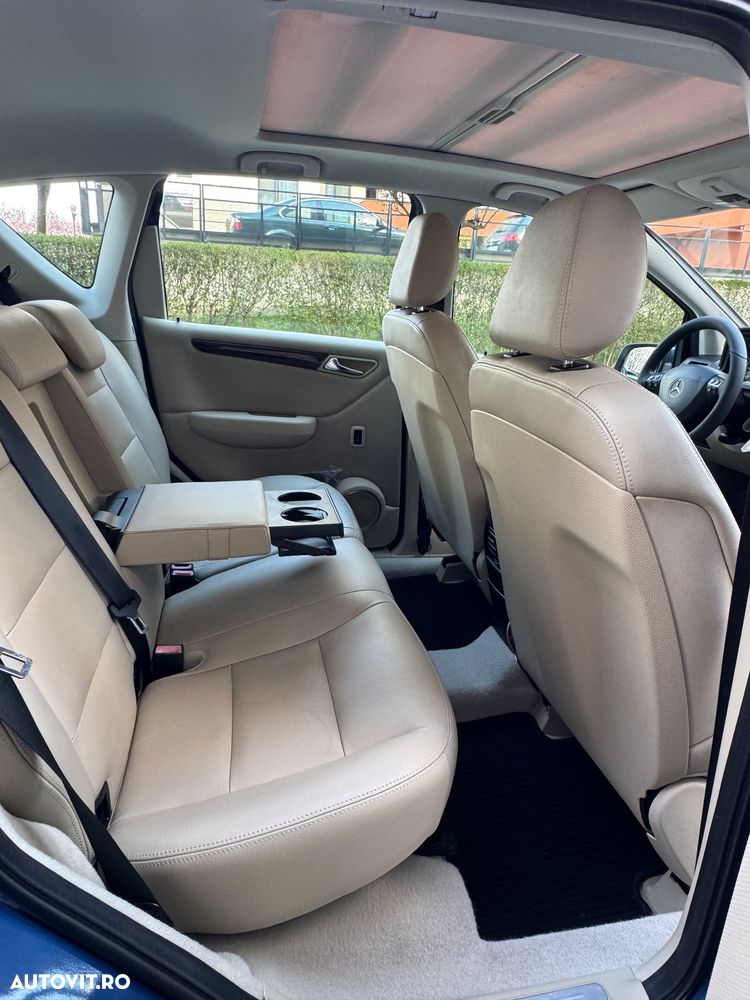 Mercedes-Benz A 180 CDI Autotronic Avantgarde Edition 10 - 13