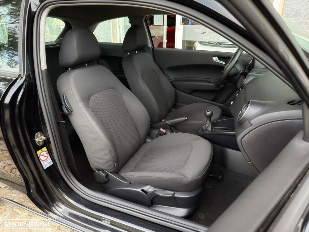 Audi A1 1.2 TFSi Attraction - 22