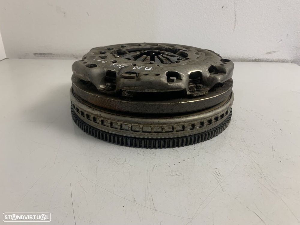 Volante Bi-massa Usado MERCEDES-BENZ SPRINTER 3,5-t  (906) 310 CDI REF. MOTOR OM... - 3