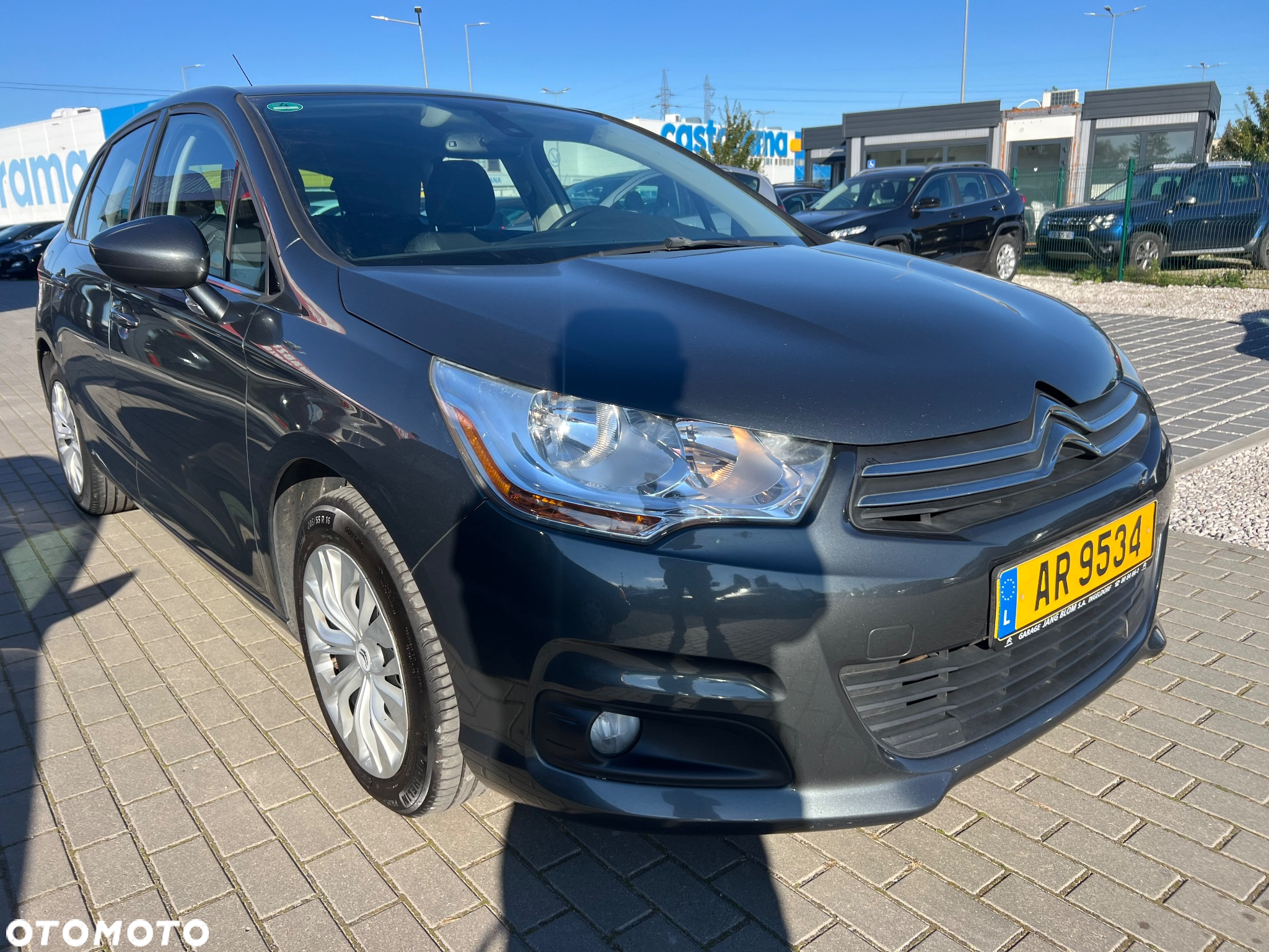 Citroën C4 HDi 90 Attraction - 2