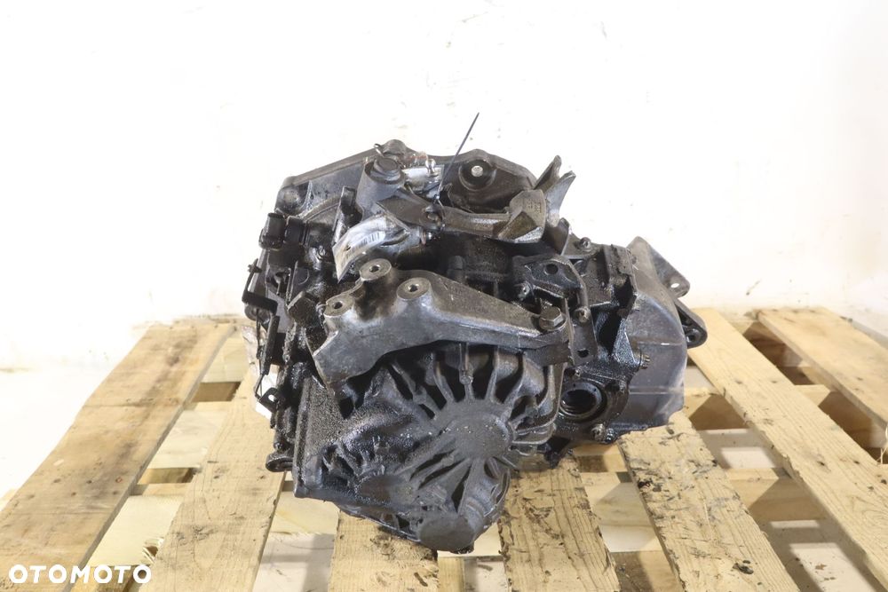 SKRZYNIA BIEGÓW 6 BIEGOWA OPEL ASTRA J 1.7CDTI 55194293 - 2