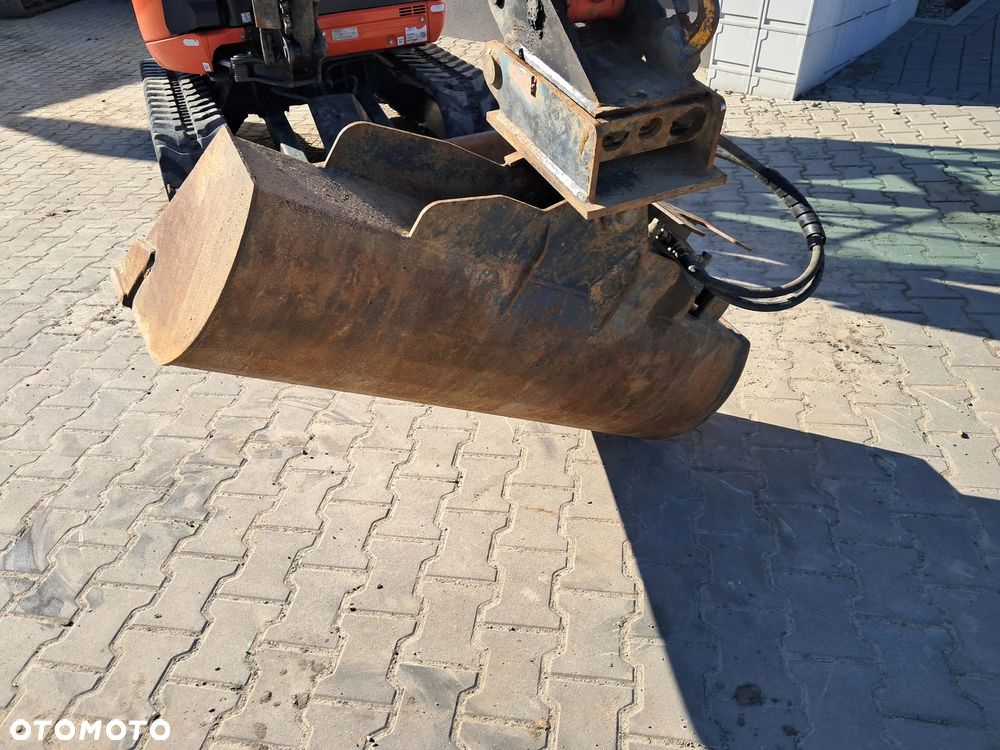 Kubota U27-4 WAGA 2700 kg 2.7t 1300 mth minikoparka * 2022 rok * 2 łyżki * lusterka * pełne oświetlenie jeden właściciel * zero obrys długie ramie szybkozłącze MS03 * hydrauliczna skarpówka * gąsienice 80% bez DPF Red Key * dodatkowe linie hydrauliczne jcb yanmar Cat takeuchi - 26