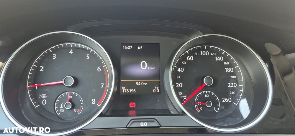 Volkswagen Golf 1.4 TSI Highline - 9