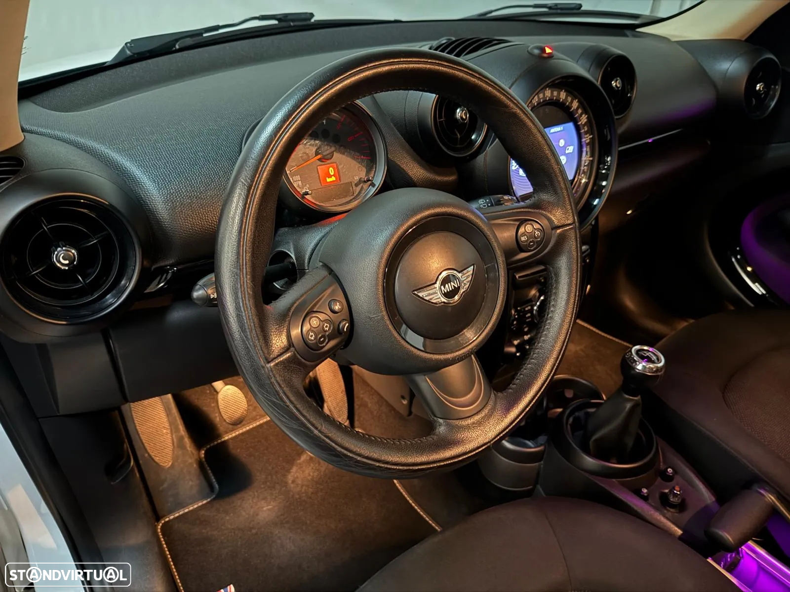 MINI Countryman One D - 8