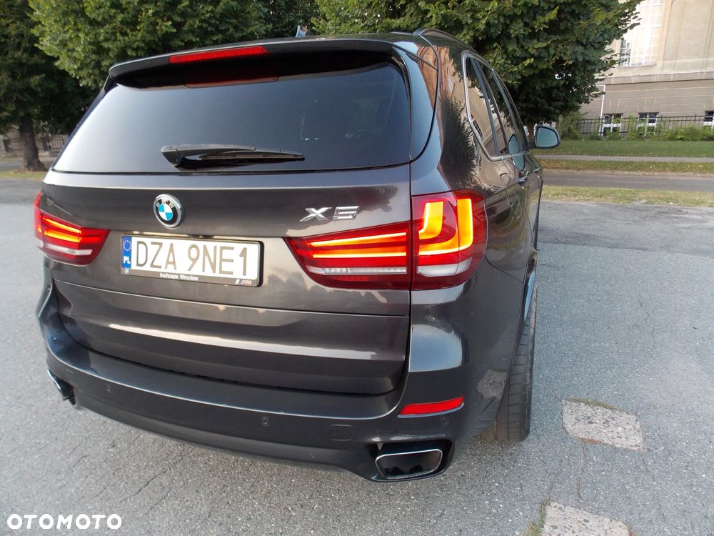 BMW X5 xDrive50i - 11