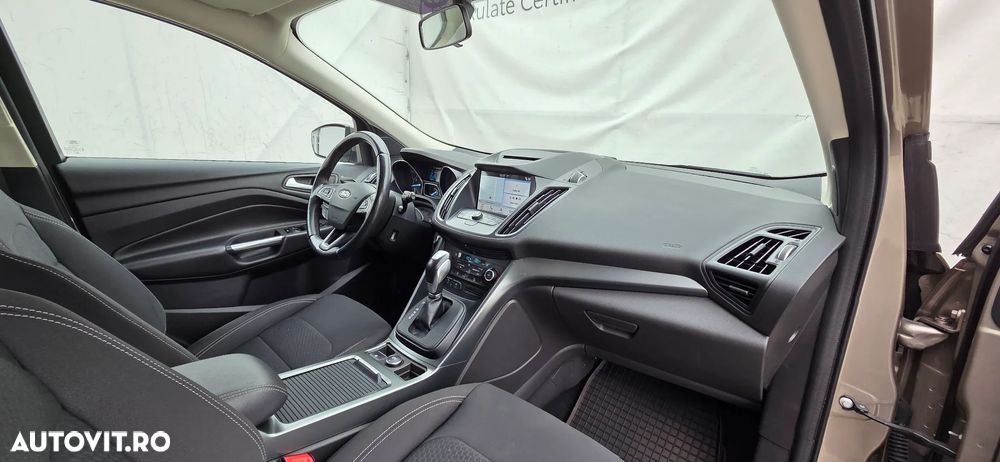 Ford Kuga 1.5 EcoBoost 4WD Aut. Trend - 14