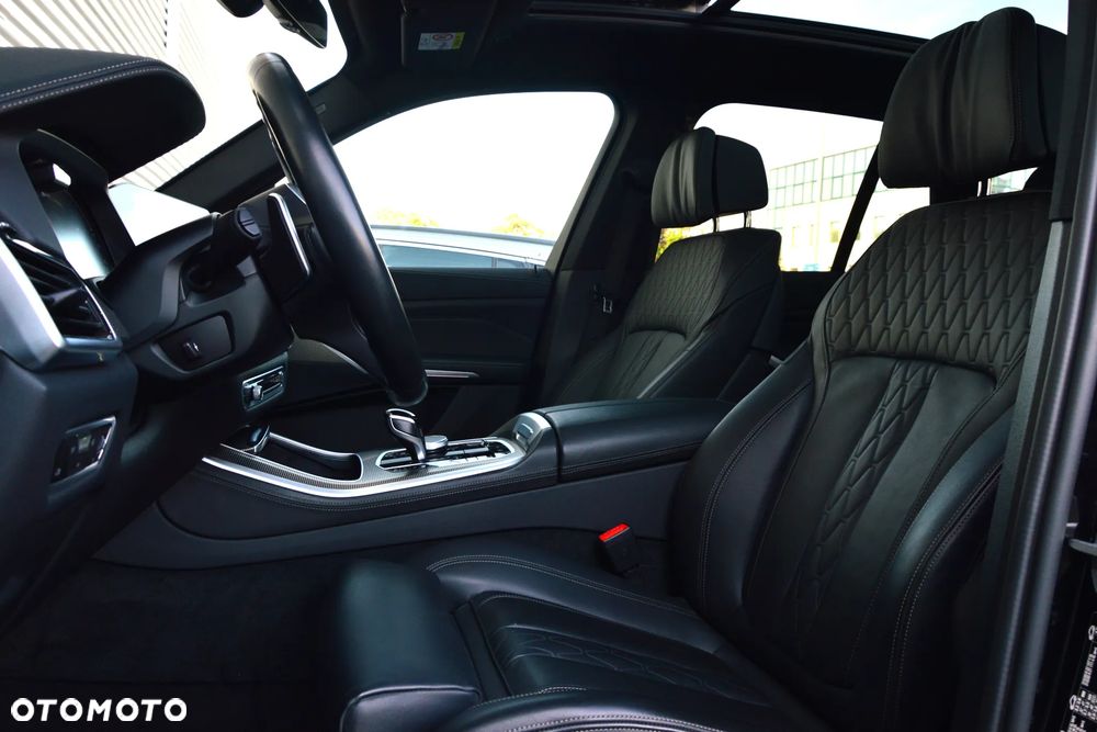 BMW X5 xDrive45e - 13