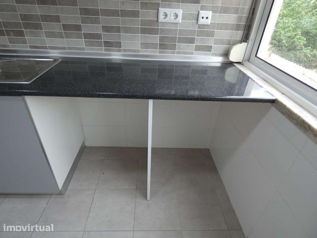 Apartamento T2 Pronto a Habitar em Localização Privilegiada! - Grande imagem: 5/39